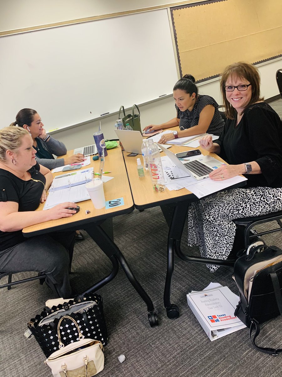 OliviaQRuiz1's tweet image. It’s all about Phonological Awareness! #readingacademies #thefoundation #module6 #increasingourknowledge #TogetherWeSoar