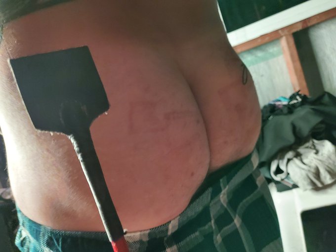 This is what happens to bad boys 😈👑💢  Findom femdom paypig whalesub finD domme walletdrain humanATM cuck