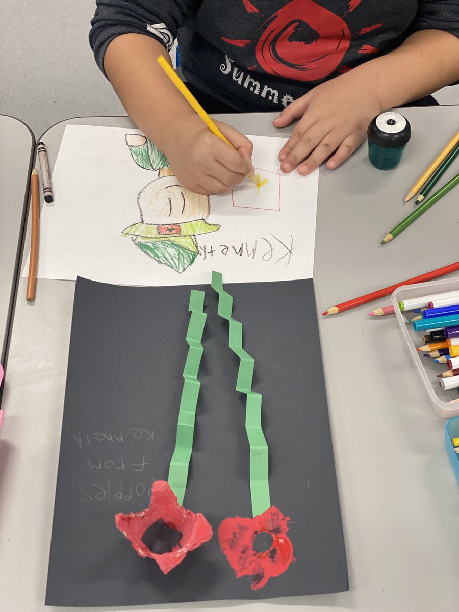 Remembrance Day Art with Grade 1/2 leaders turned out amazing. #recycled #handsonlearning <a href="/dewitt_jillian/">Jillian Dewitt</a> <a href="/Connaughtcomets/">Ecole Connaught</a>