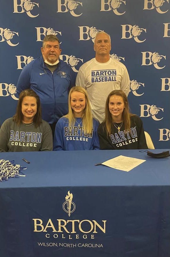 bullets_nc's tweet photo. Congrats to @bellaaloweryy for signing with @barton_softball today! We can’t wait to see the amazing things you will do! @JuniorBailey @EastCobbBullets https://t.co/zaHuW6uBNE