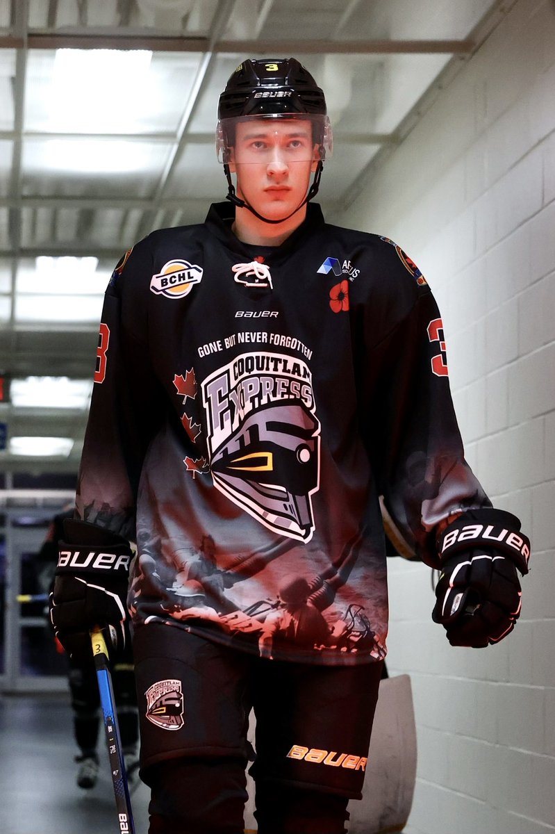 BCHLExpress's tweet photo. Tonight, we honour them. We pay tribute and we say thank you. 

#lestweforget🌺 https://t.co/Lhra954ge5