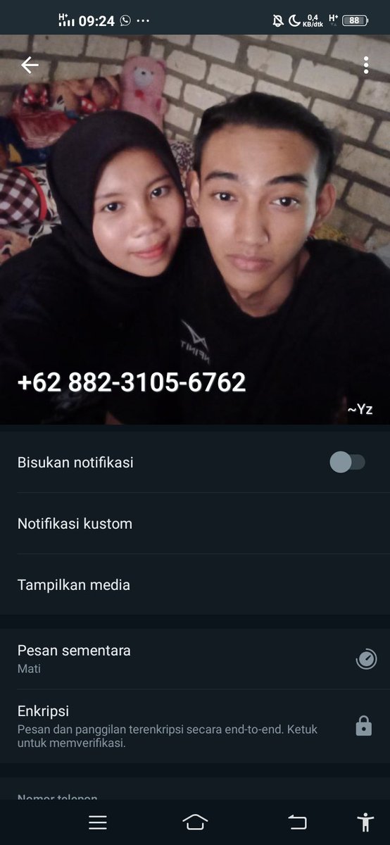 ViralJasa's tweet photo. Ni poto nya sama cwek nya https://t.co/SUVHb4FOJs