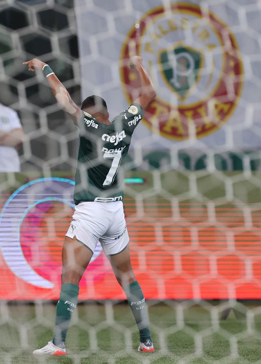 Palmeiras's tweet photo. #REPETECO: É GOL DO R🔛Y!
#AvantiPalestra #PALxACG
#JuntosNoBrasileirão https://t.co/nSNK1YKXPd