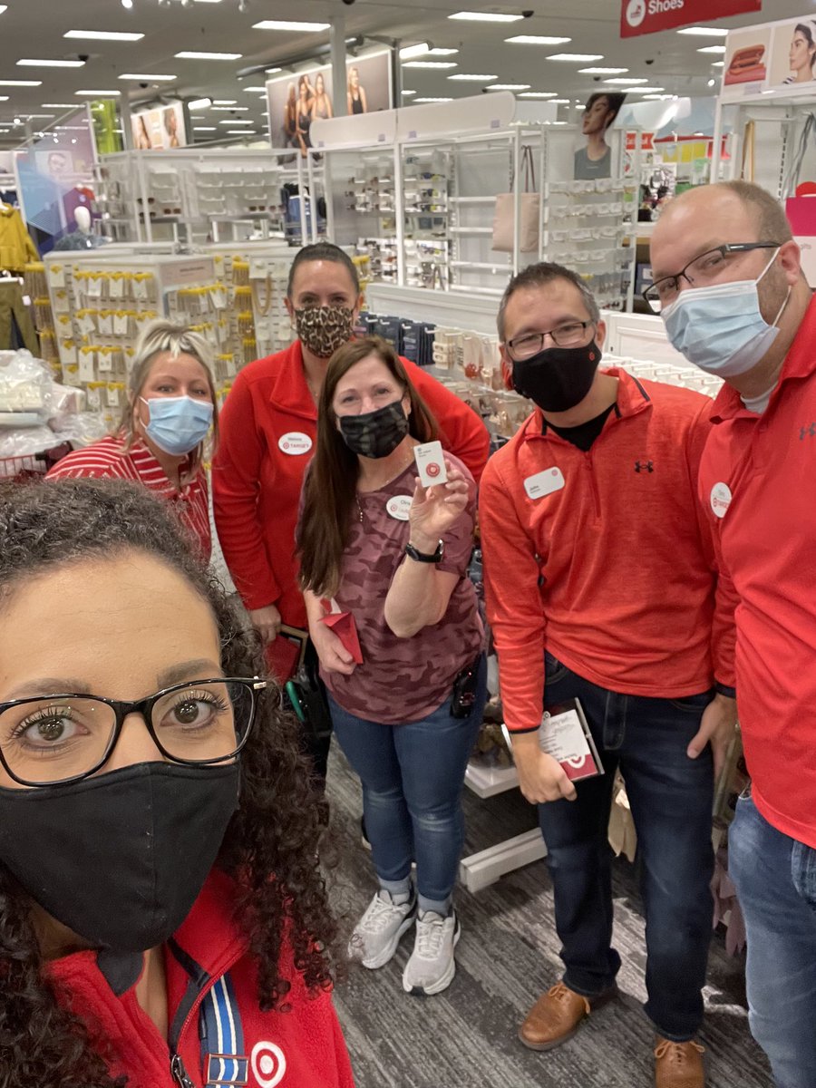 Melissa VanBeek (@vanbeekmelissa) on Twitter photo Chris Z is fabulous! Her passion for her area, team and her guest is best in class and we are so lucky to have her on the T863 team! <a href="/ChrisGresky/">Chris Gresky</a> Thank you for creating a culture of care, grow and win! #G196incrediblemoments #R100cares <a href="/Le_Hulett/">Leandra Hulett</a> @jessy_lundin Chris Z is fabulous! Her passion for her area, team and her guest is best in class and we are so lucky to have her on the T863 team! <a href="/ChrisGresky/">Chris Gresky</a> Thank you for creating a culture of care, grow and win! #G196incrediblemoments #R100cares <a href="/Le_Hulett/">Leandra Hulett</a> @jessy_lundin