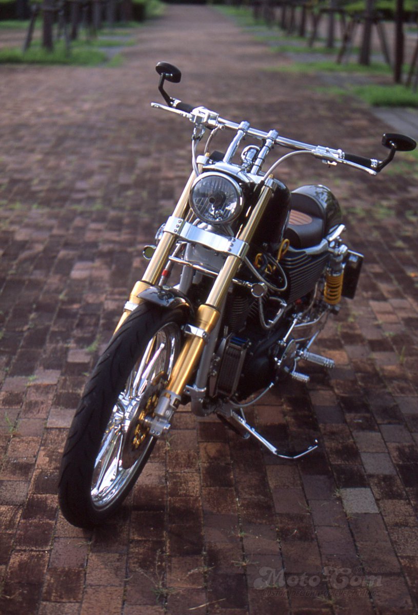 kobe_moto_com's tweet photo. #Harley Davidson #XL1200R build by #MOTO-COM #ハーレー #sportster #choppr #スポーツスター #チョッパー #モト・コム #custom #カスタム #motorcycle  #バイク #kobe #神戸 #バイクのある風景 https://t.co/myUqIBHfF7