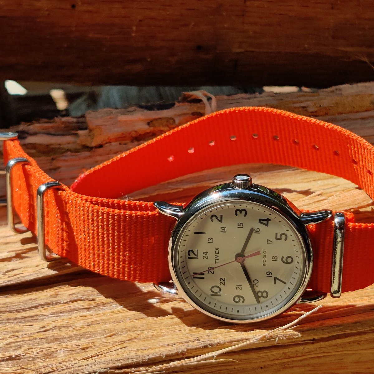 WatchYouKnow1's tweet photo. Timex Weekender on a bright orange NATO strap. Check out my review of this watch:
https://t.co/DBIxhzloaO
#timexcollection #timexweekender #timexarchive #timexstyle #timexwatches #timex #timepieces #watchesofinstagram #wristcandy #watchloverβ https://t.co/sPsY0FlU2N
