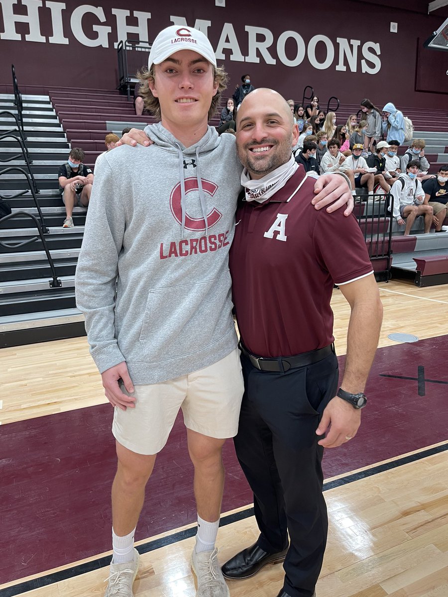 Congratulations to Miller Marks @millermarkslax1 for signing with @ColgateMLax Colgate Lacrosse. The Austin High Golf Team is better because of his leadership & example. We can’t wait to see you succeed at the next level! @AISDAthletics @LoyalForeverAHS @Lebo_Nick @AHSMaroonsLax