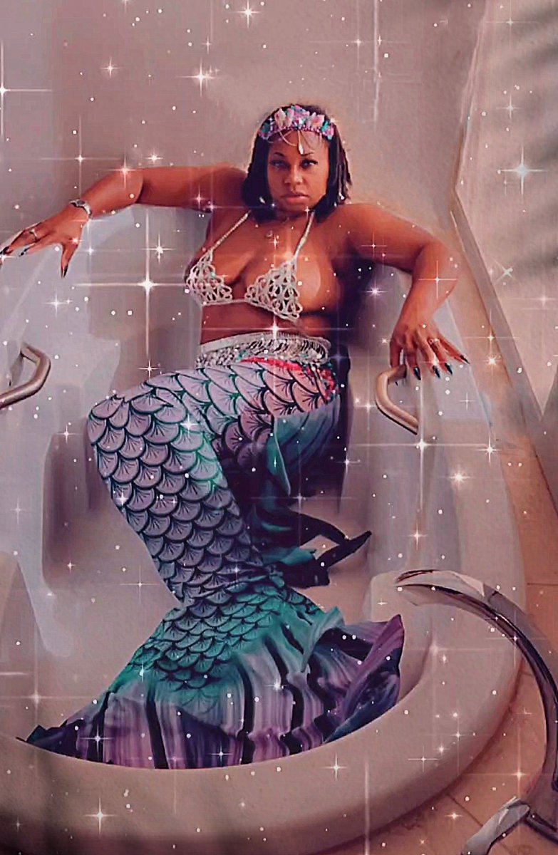 CloverJ_Mermaid's tweet photo. #Mermaid #blackmermaid #mermaidtime #Spicy #1sttweet #FirstTweet hey y'all! Let's get this going 💜 https://t.co/Fbmdy8pHvP