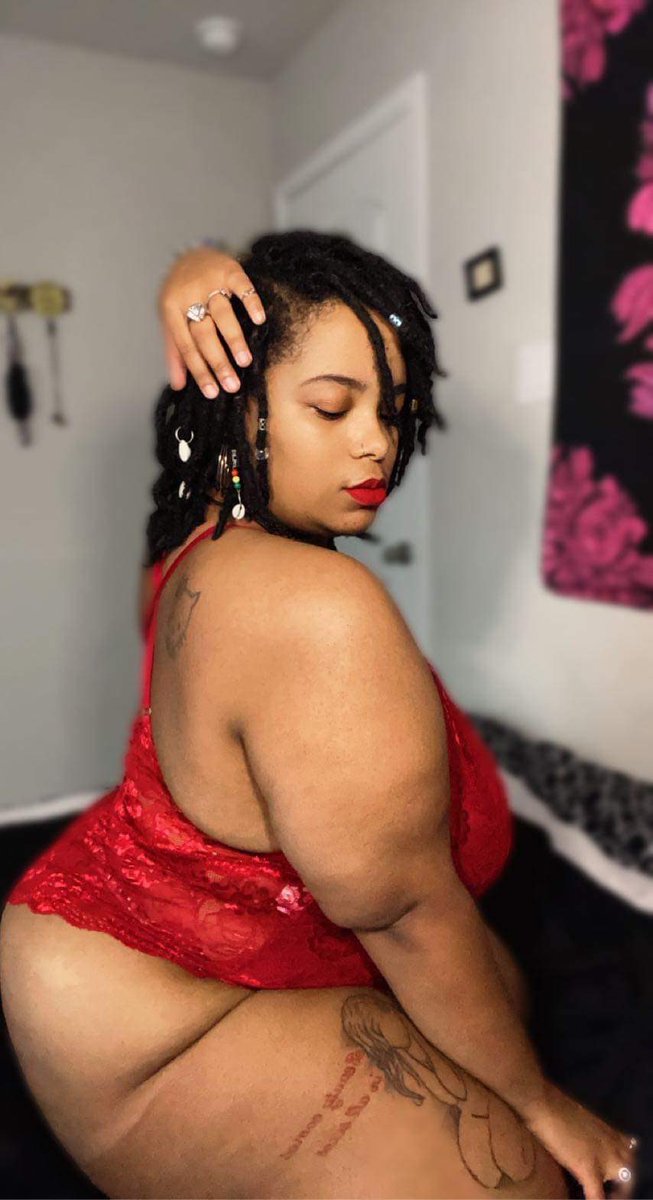 denaediaries's tweet photo. ❤️‍🔥 ITS OK TO BE SEXY RIGHT ? ❤️‍🔥

.
#bbw #fyp #freelancemodel #melaninladylove #melaninqueen #explorepage✨ #selflove #plussizeinfluencer #plussizemodel #upcomingmodel #plussizefashion #houstonmodel ❤️‍🔥 https://t.co/R3lgR5oLg1