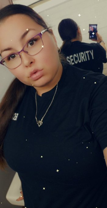 DeepThroatQueen91’s pics and videos