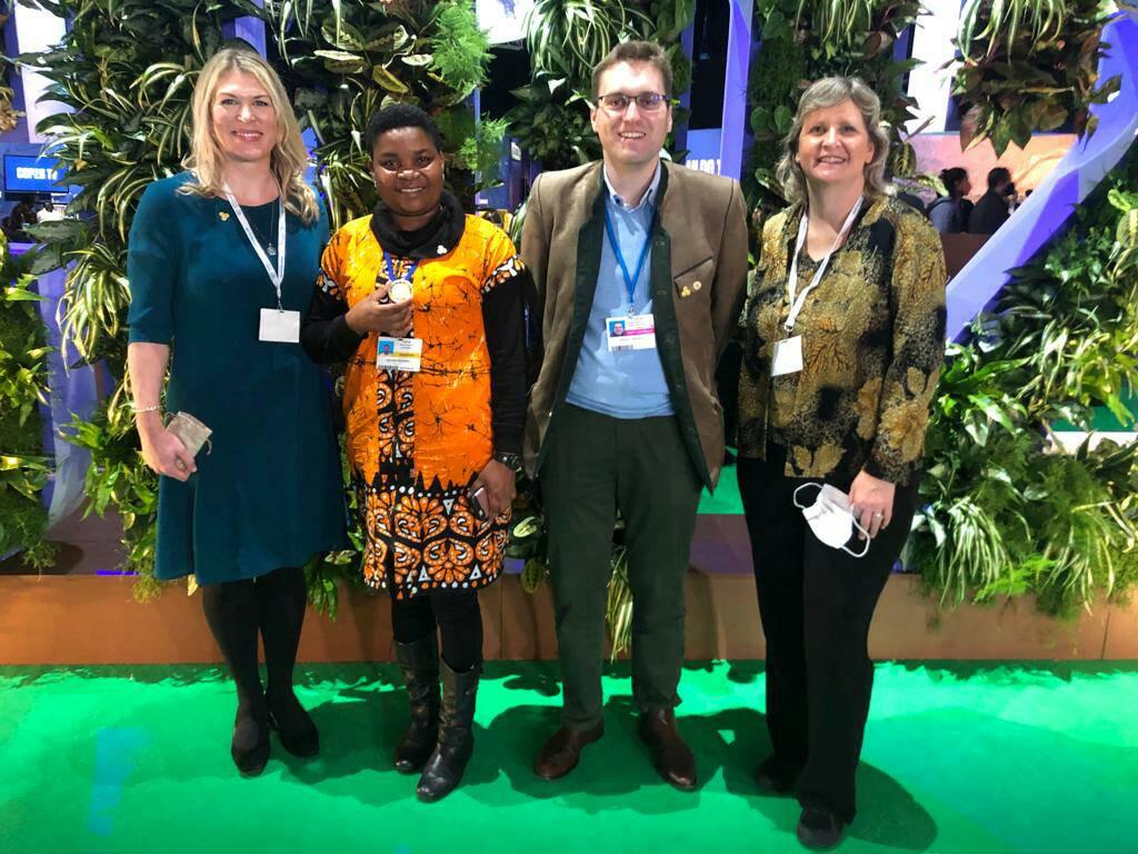 EAFFinfo's tweet photo. EAFF acknowledged the recognition by USA farmers and rangers action for the recognition of the EAFF president on her contributions towards fighting for farmers rights #COP26 #ikea # #Agra #UNFFE #PAFO #AGRICORD #IFAD #MVIWATA #KLPA #Farmersstatement #WFO #NAAC #Farmers4action. https://t.co/NW5neZIOs0