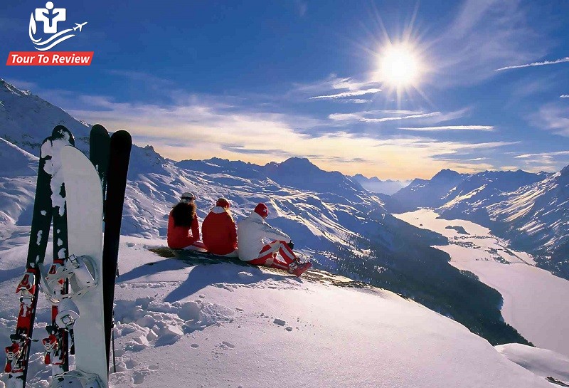 tour_to_review's tweet photo. These are some of the best skiing destinations in #India where you should move next. With a range of #adventurous #winter and #summer #sports, these are just perfect for every skiing lover. 

Read more: https://t.co/papl52ELpA

#tourtoreview #snowcliff #iconicdestination https://t.co/1iYteTn7LL