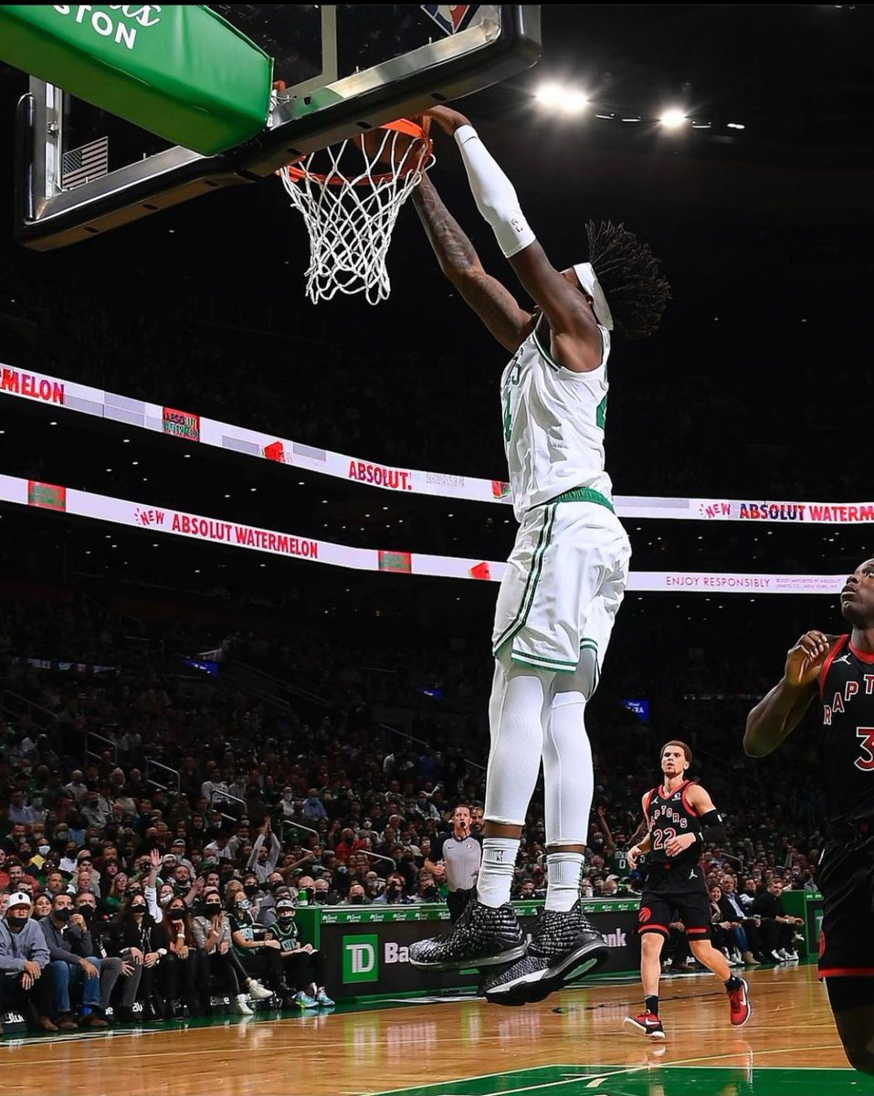 HumoBasket's tweet image. Boston Celtics aplastó en casa a Toronto Raptors por 104-88

Jayson Tatum está volviendo a su nivel: 22pts 12reb y 7asis. Boston ahora tiene un récord de 5-6