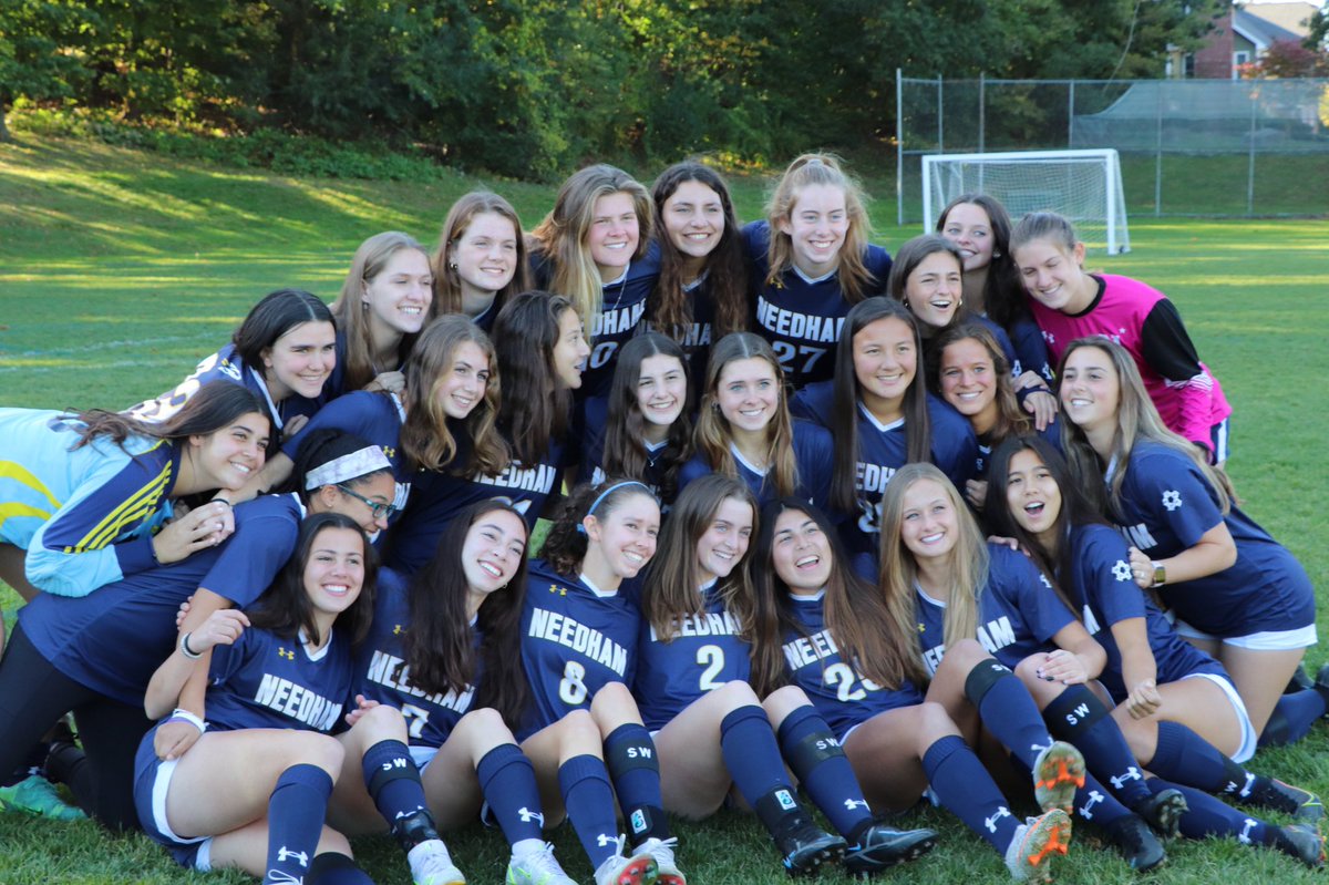 nhs_gvs's tweet photo. “It’s not the end, it’s just the beginning.” -Carl 

Thanks to everyone for a great season! 

And thank you seniors for an incredible 4 years! 

#2021NHSGVSout❤️ https://t.co/7uPkQBXfZT