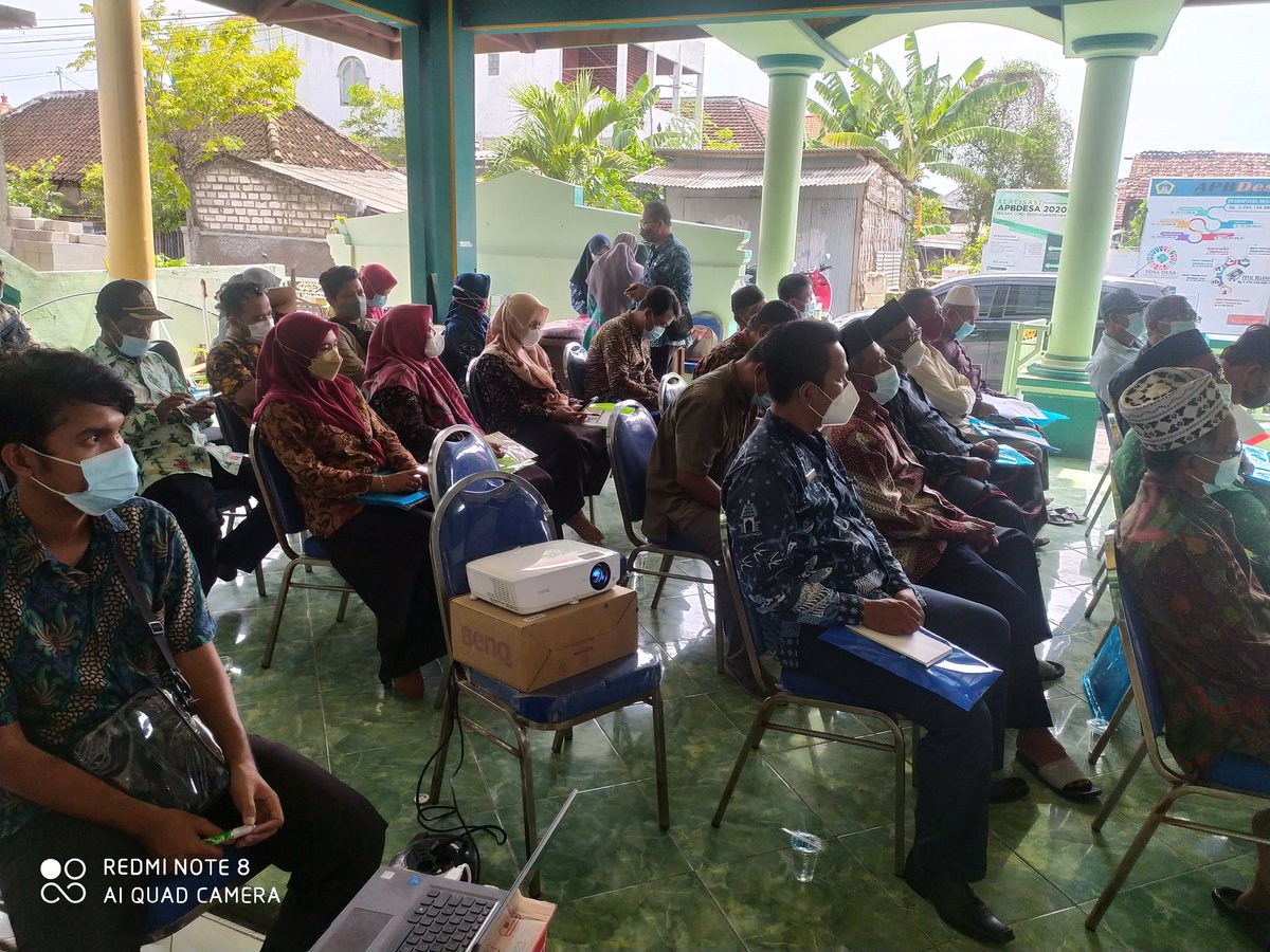 Sujiari3's tweet photo. (11-11-2022). Sujiari, https://t.co/QnCdqOT1Hr, S.Pi  Luhkan KKP di Gresik Jatim

FGD Kegiatan Pengelolaan Pembudidayaan Ikan, di Desa Wadak Lor, Duduksampeyan, Gresik
Hadir : Dinas Perikanan, DPRD Komisi II, Pembudidaya Ikan

#GiatLuhkanSatminkalBWI
@puslatluhkp 

SALAM SEHAT https://t.co/aSUJUoMFCy