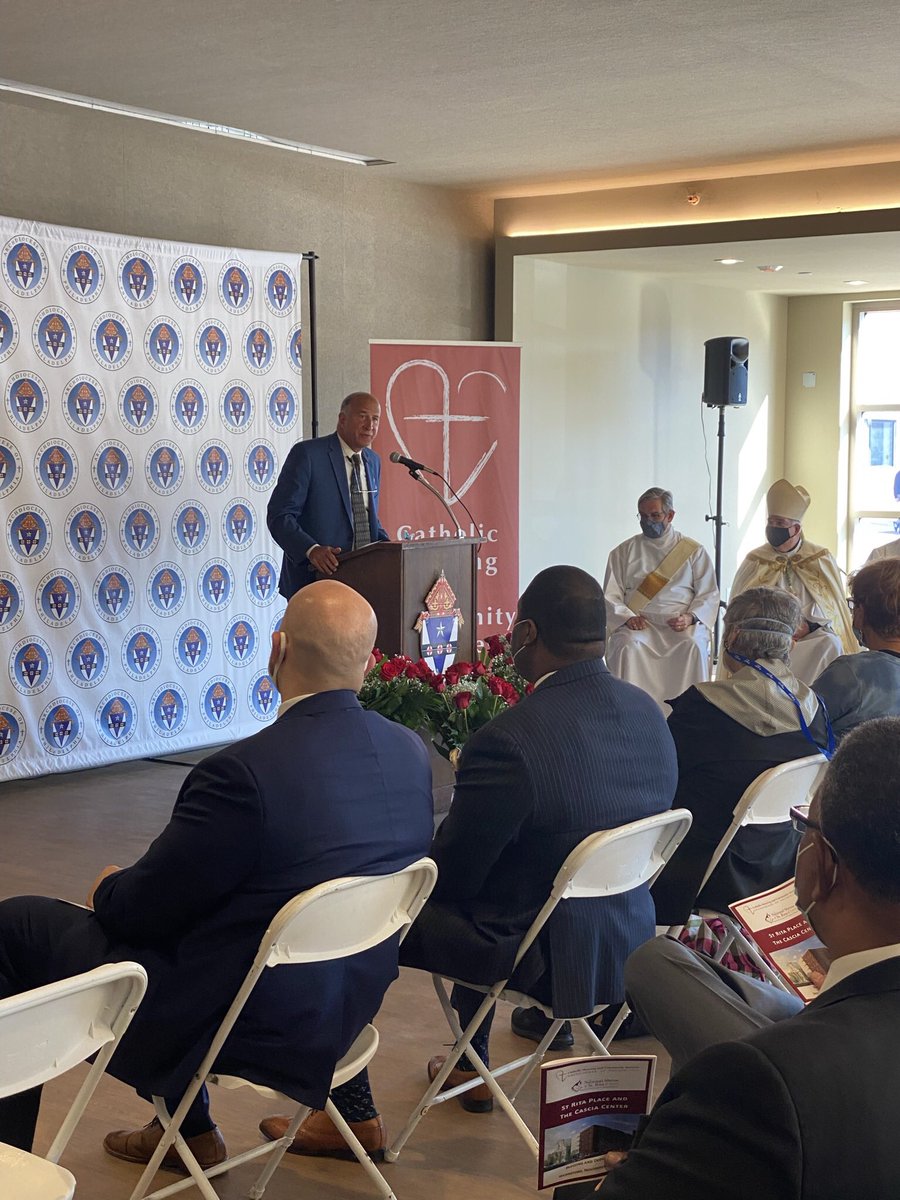 DezziGroup tweet media