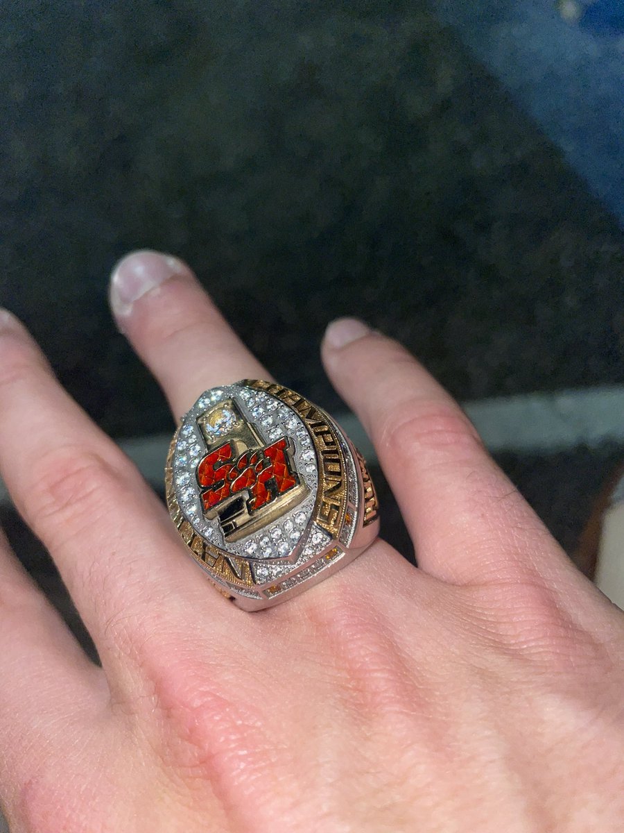 ryanlandry6712's tweet photo. Great day to be a Bearkat, great day to be a National Champ💍 https://t.co/SYc6GR86G3