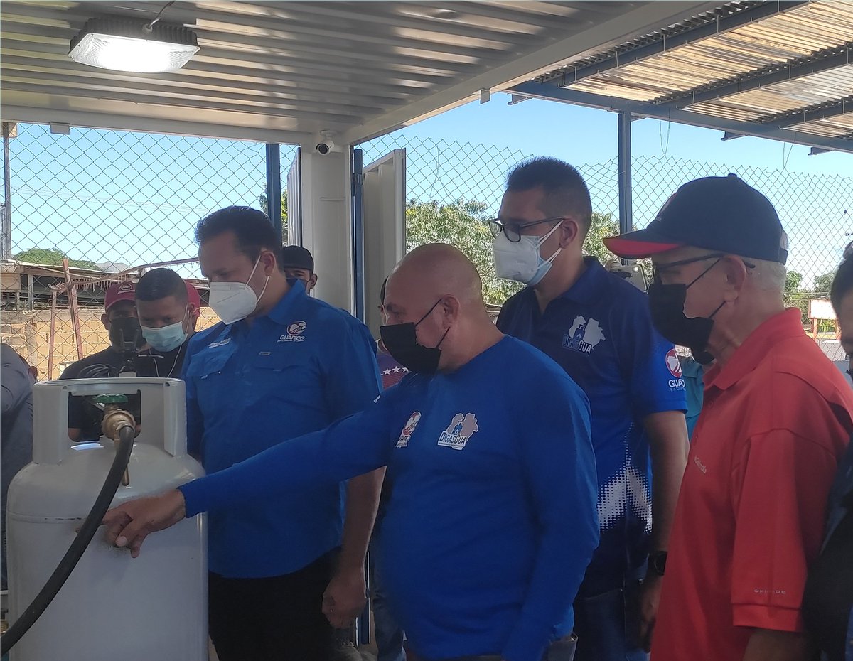 Hoy acompáñanos de la mano del pueblo Gracitano, al Gobernador <a href="/josemvasquez/">José Vásquez</a> en la inauguración de la planta de llenado de GLP José Tadeo Monagas, obra que bien a traer a buenas nuevasen materia de servicios a los Municipios Monagas y Guaribe.

#GuáricoTieneConQué

<a href="/Gob_Guarico/">Gobierno de Guárico</a>