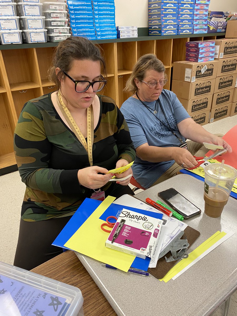 w_benefield's tweet photo. Using math literature allows for the development of language and mathematical skills simultaneously. Making it interactive encourages retention. Modeling & Make-&-Takes are the best! @cisdsouthside @ClancyMathMom #MathMagic #Just4kids @Mrs_Goolsby2 @DebraHu50075231 #2ndRocks https://t.co/8BApJs4Na6