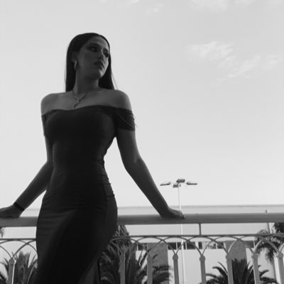 Brithneybitch's tweet photo. #NuevaFotoDePerfil https://t.co/KXOT1SUoxD