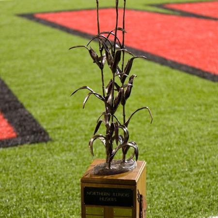 drewfhoward's tweet photo. @TylerDBrooke Looking for the Bronze Stalk trophy. https://t.co/50bkqYpQiG