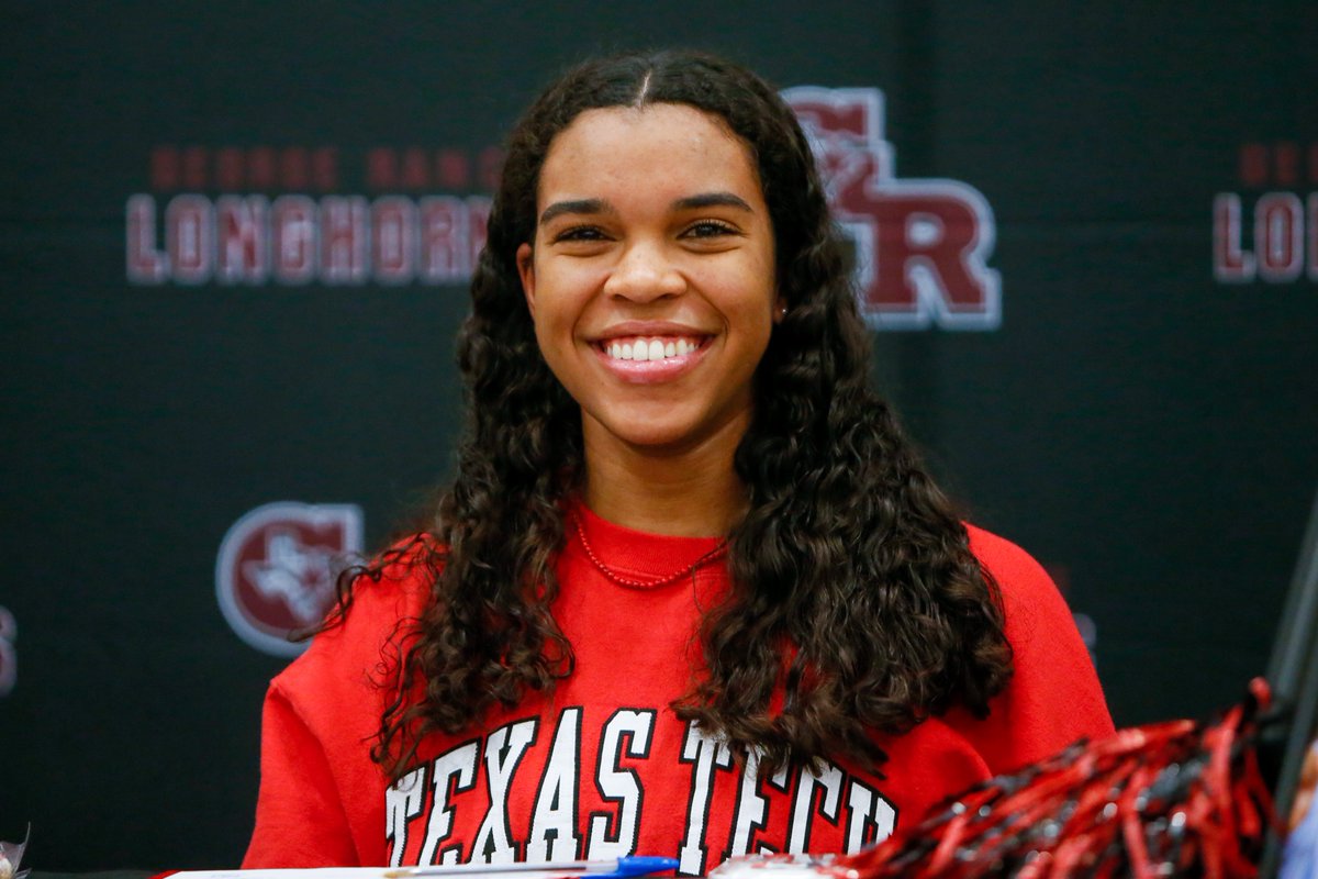 Duns_more's tweet photo. George Ranch senior Dylan Hoskins (@DylanHoskins7) signed to play volleyball at Texas Tech University (@TexasTechVB). Dylan led the team in serve receptions (585) and collected 400 digs. #txhsvb @GRHSLonghornVB https://t.co/wo88kL1eas