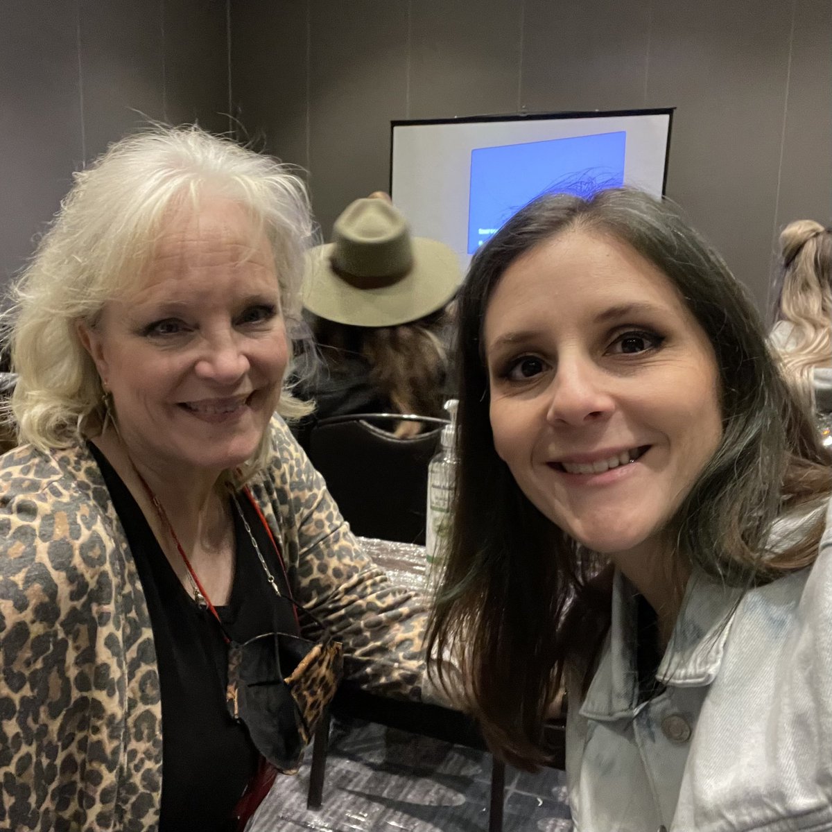 MrsReynoldsArt's tweet photo. TAEA Conference. So good to be back to learning and creating together!!! #TAEA21 #chs9family #WestFam #EastBroncos #EatSleepArtRepeat @TXarted @CHS_9 @RichardsArtRoom @gailcary @bdilleydilley https://t.co/oSqoKxYqHN