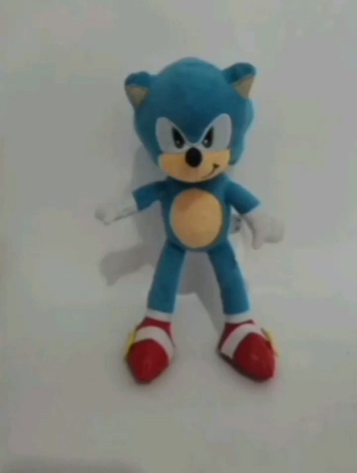 RT @Sonicth67954380: Look guys they are Sonic the Hedgehog movie 2 prototype plush #SonicMovie2 https://t.co/oDaLR10dWj