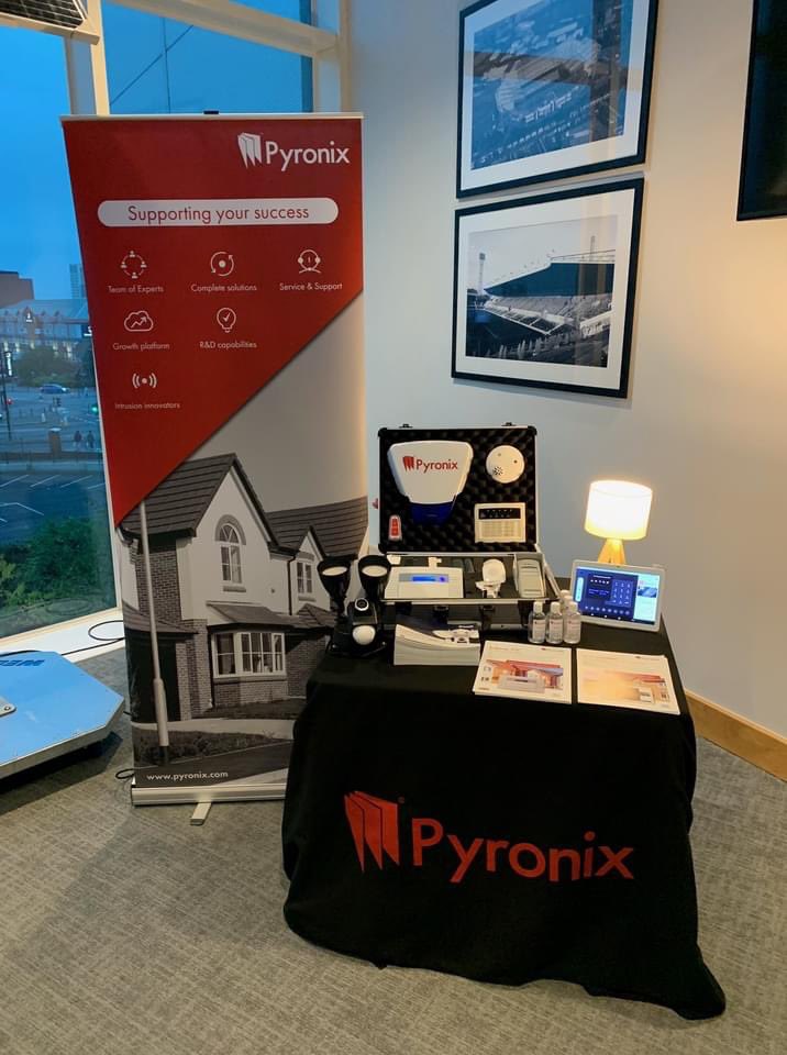 MrSimonReeve's tweet image. Another busy week for @Pyronix, @HIKVISIONUK Insight shows at Manchester United’s  and Leeds United grounds as well as #EnforcerOnTour at Enterprise Security Distribution (@ESDSEC) in Nottingham.

New #EnforcerV11 with #HomeControlHUB being well received, #security innovations
