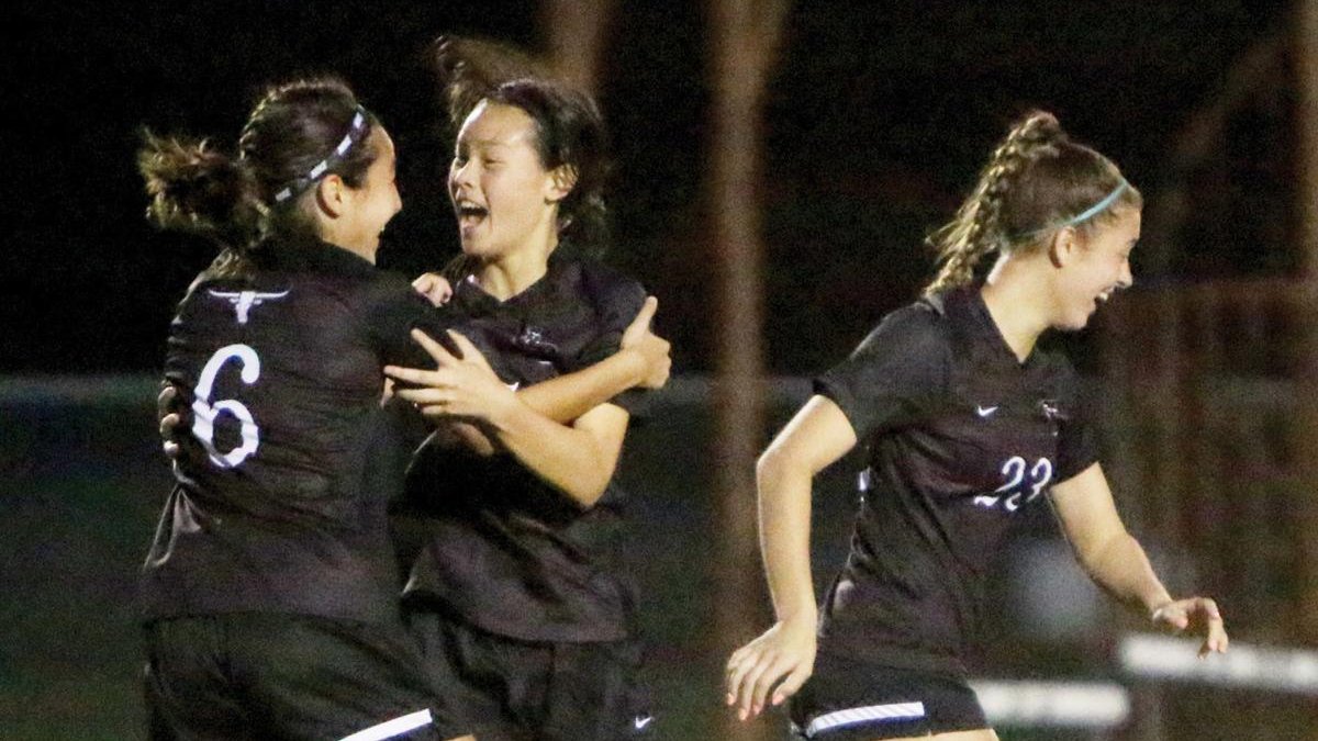 George Ranch senior Cassidy Hoang (<a href="/casshoang/">Cassidy Hoang</a>) signed to play soccer at the University of Houston (<a href="/UHCougarSoccer/">Houston Soccer</a>) tonight. Cassidy has been a force on the pitch from the moment she reached the high school level!