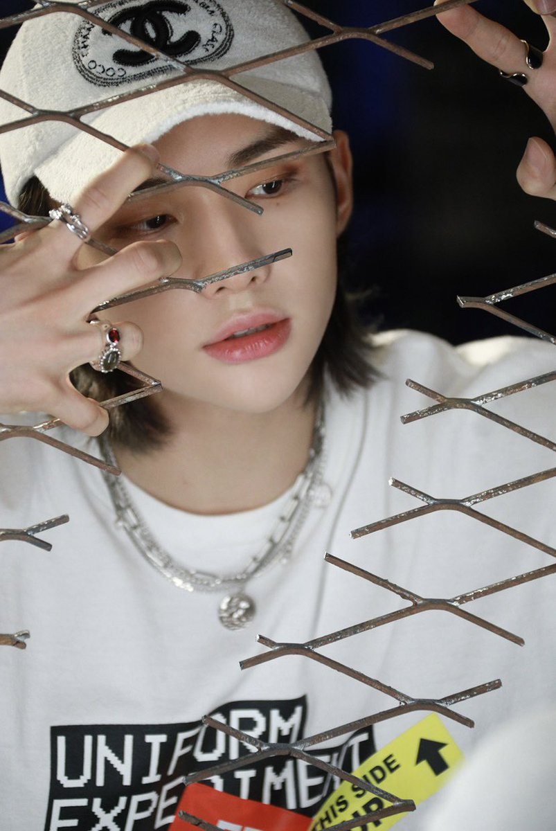Hyunjin 현진 Central🌹 on X: 