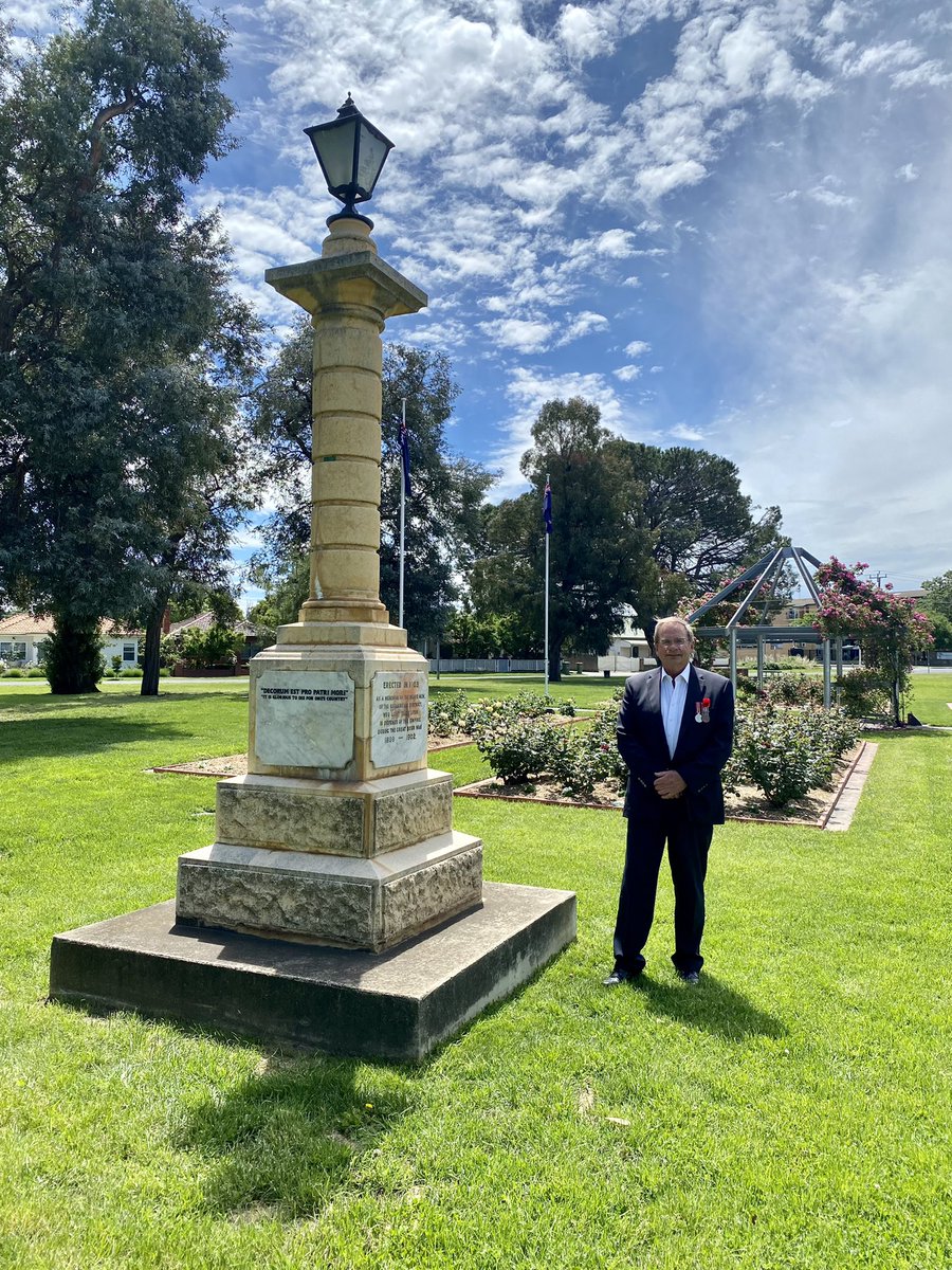 TimOverall's tweet image. Marking Remembrance Day in Bungendore and at the Queanbeyan Memorial Rose Garden, opened by Mayoress @NicholeOverall in 2015.