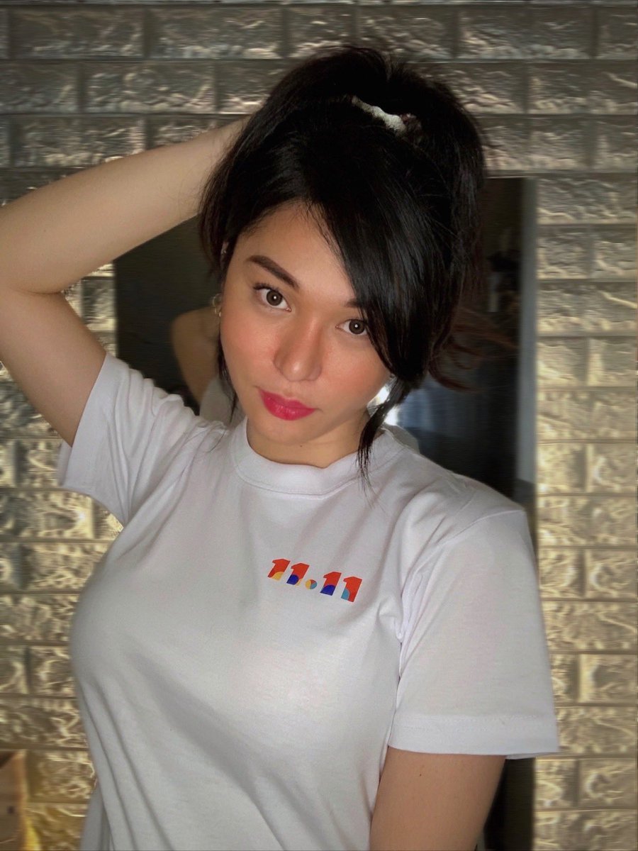 jhalavenezuela's tweet image. Paki checkout na po ako. Ay maki checkout pala dahil #ShopeePH1111BigChristmasSale na! Haha! 🛒🧡 @ShopeePH ✨

#LifeAtShopee #ShopeePH1111 #PaskoNaSaShopee