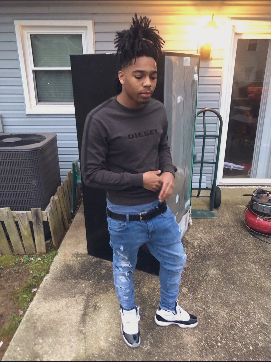 Ayee__kevo's tweet photo. They say legends never die..  ya name still holds weight 👼🏾3️⃣ https://t.co/lBwrvYovX5
