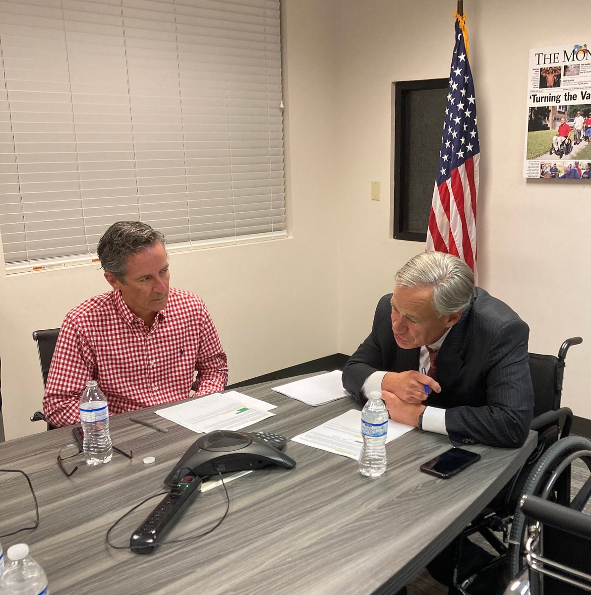 GregAbbott_TX's tweet photo. Thank you to the thousands of Texans who joined us tonight for a town hall.

Proud to say many of the issues on the minds of Texans, including border security &amp; election integrity, we addressed in the legislative sessions.

We’ll continue to keep Texas the model of freedom. https://t.co/B19SXh0Dp9