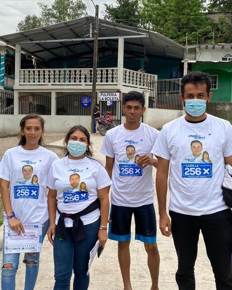 BogranGuillermo's tweet photo. Caminata en el sector de El Cajon, Santa Cruz de Yojoa. 

Todos con la casilla #256 línea continua ✅ https://t.co/uGSxQUDPLc
