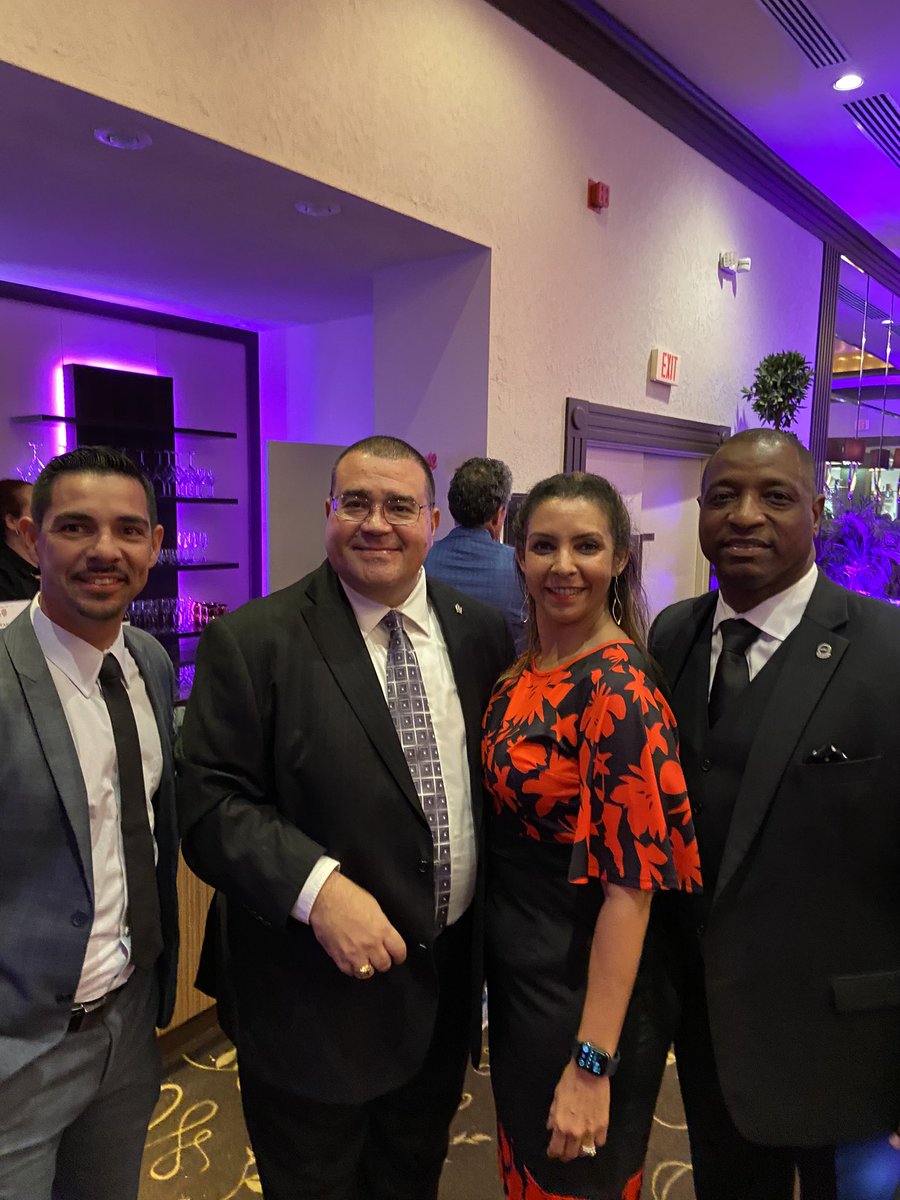 mikejcalderin's tweet photo. 11-10-21: South Florida Shomrim Society, Annual Awards Ceremony. As a past honoree (2010), I offer my Congratulations to this year’s honorees. https://t.co/3ylENrLN5U
