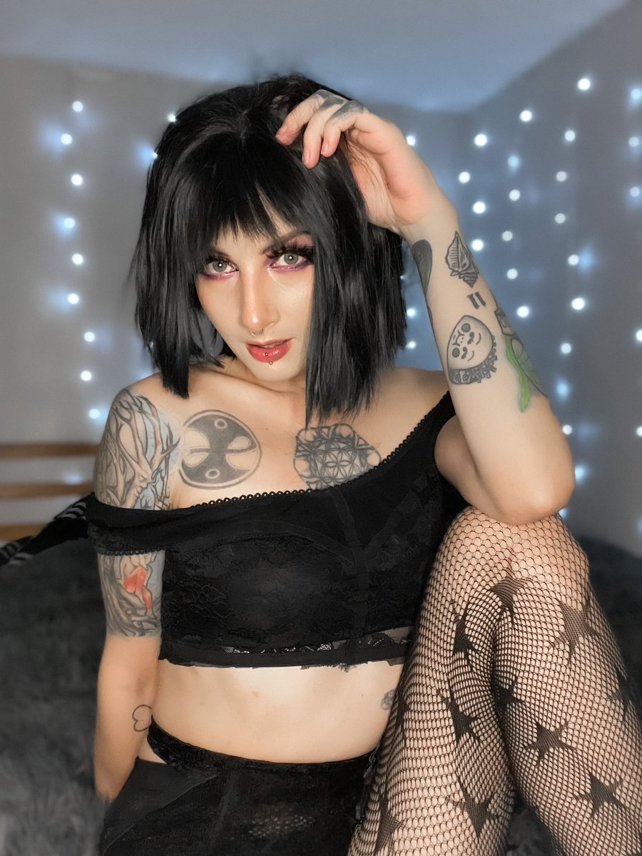 StormyEnt's tweet photo. Retweet if you missed me!!
🖤🖤🖤🖤🖤🖤🖤🖤🖤🖤 https://t.co/AVmVh44voe