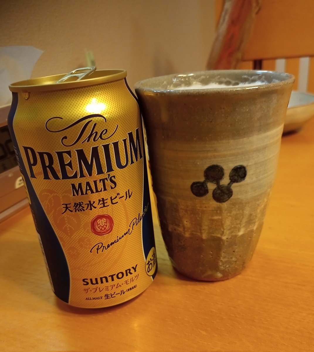 NTXY6's tweet photo. いよいよ、明日が
ニューラルポケットの決算。

前日こそが楽しみだった子供時代の遠足のように、今から楽しみです。イブの今日に少しリッチな乾杯をしてみました。 https://t.co/0VA5IanBUi