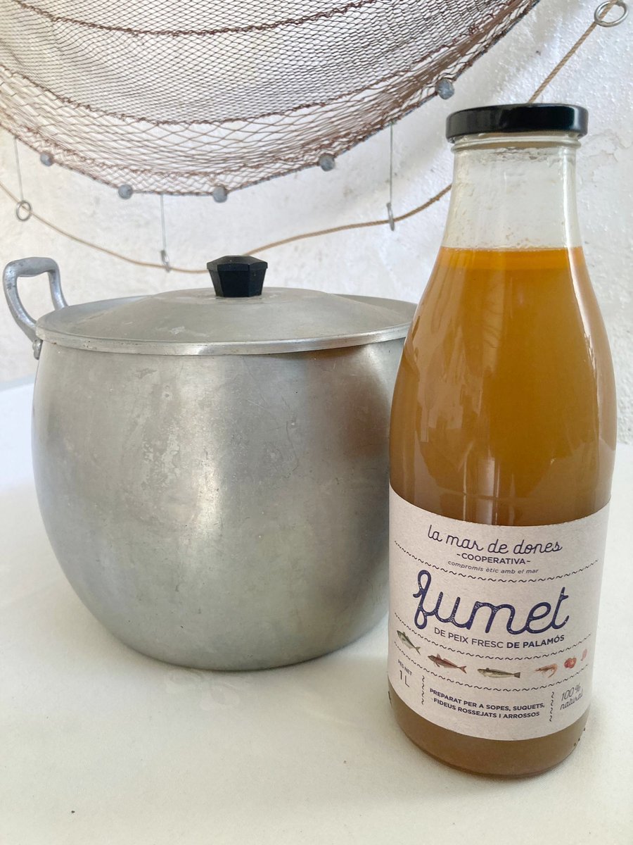 lamardedones's tweet image. ➡️ Aquest cap de setmana ens trobareu amb el fumet La mar de dones a la 40a fira de la Ratafia de Santa Coloma de Farners.
😉 Tenim ganes de veure’t!
👋 Vine’ns a saludar! 
#40firadelaratafia #santacolomadefarners #ratafia #lamardedones #fumet