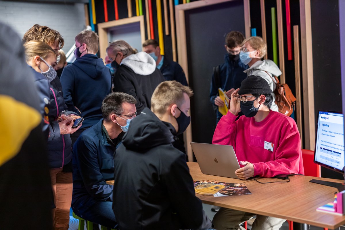 Wat was ons Open Huis gister leuk 💛 Zo fijn om jullie allemaal te kunnen ontmoeten en onze scholen te laten zien. Dankjewel aan onze bezoekers, studenten die meegeholpen hebben en medewerkers. Tot de volgende keer!
#sfeerpoeven #komkijken #ditismbo #studiekeuze