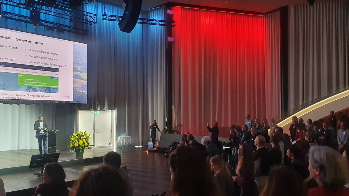 Roger Keller macht an der BAFU-Tagung (Biodiversität bringt's)  die breite Sichtweise von ValPar.CH für die Teilnehmenden physisch erlebbar #biodiv21