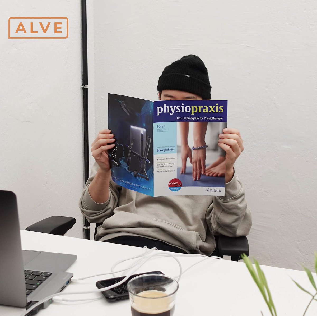Wer hat die #physiopraxis für den Monat Oktober auch gelesen? Neben verschiedenen spannenden Themen wird ALVE als Online-Plattform für digitale Therapie vorgestellt. #startupbusiness #berlinstartupjobs #magazin #thiemeverlag #coffeetime #videotherapie #teletherapy