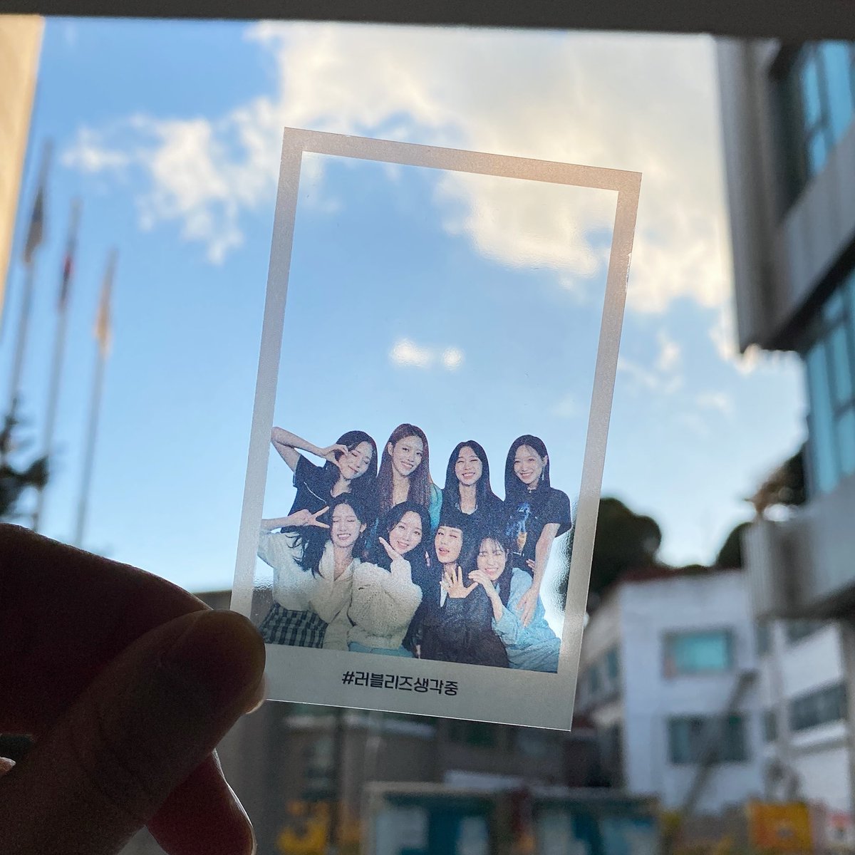 pongdanglvlz's tweet photo. #러블리즈생각중 https://t.co/Mf2wWTQ2B7