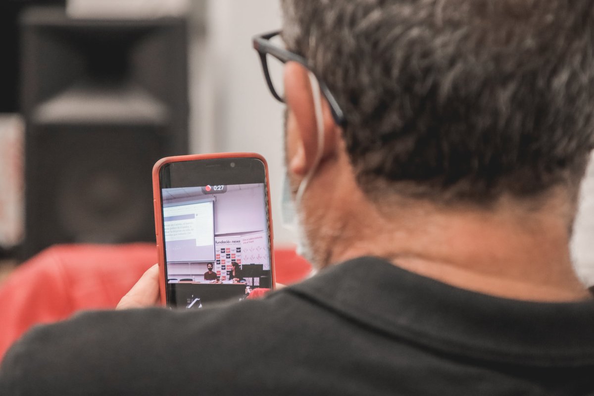 fnexe's tweet photo. 💕GALERIA D’IMATGES #CULTURLAB21📣
👉En octubre realitzarem el IV Workshop d'Identitat i Cultura! Vos deixem amb una galeria d’imatges!
💙Gràcies a les persones assistents així com a totes les persones que feren possible aquest workshop!
📸Galeria: https://t.co/f571ydgEV5 https://t.co/iCLfNDOQkm