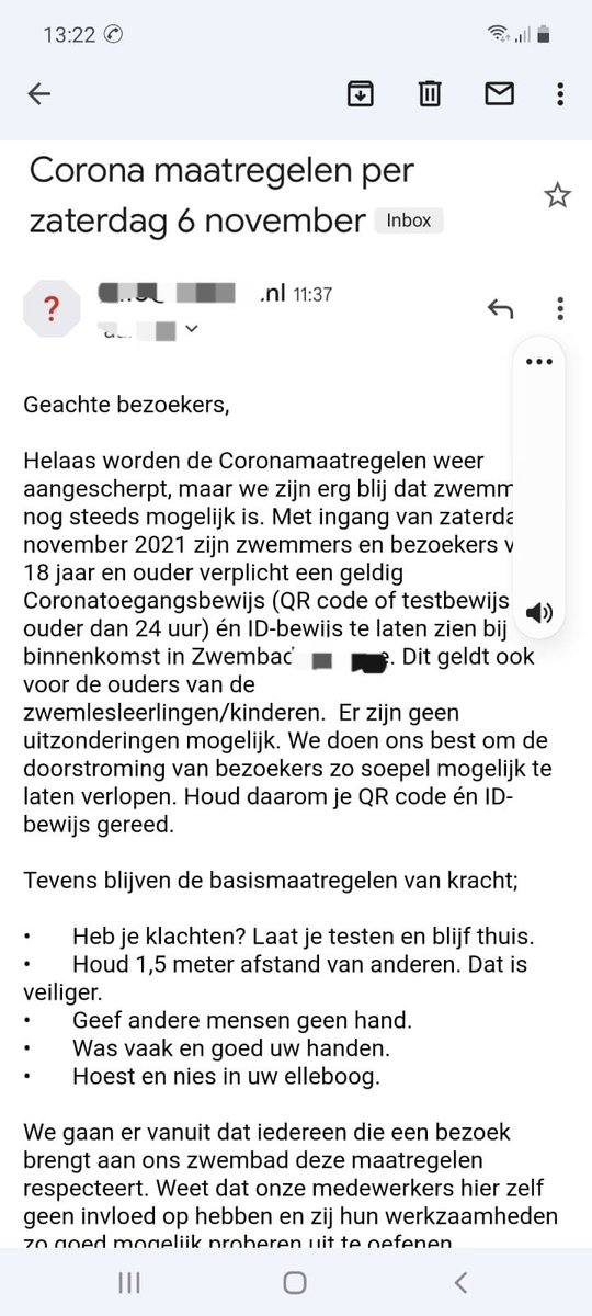 De realiteit van de QR-samenleving; problemen met de zwemlessen. In plaats van een veilige oplossing aan te bieden kiest dit Friese zwembad voor een beveiliger bij de deur. Gelukkig zijn het gezonde Friese Vikinkjes... #koud #QRterreur