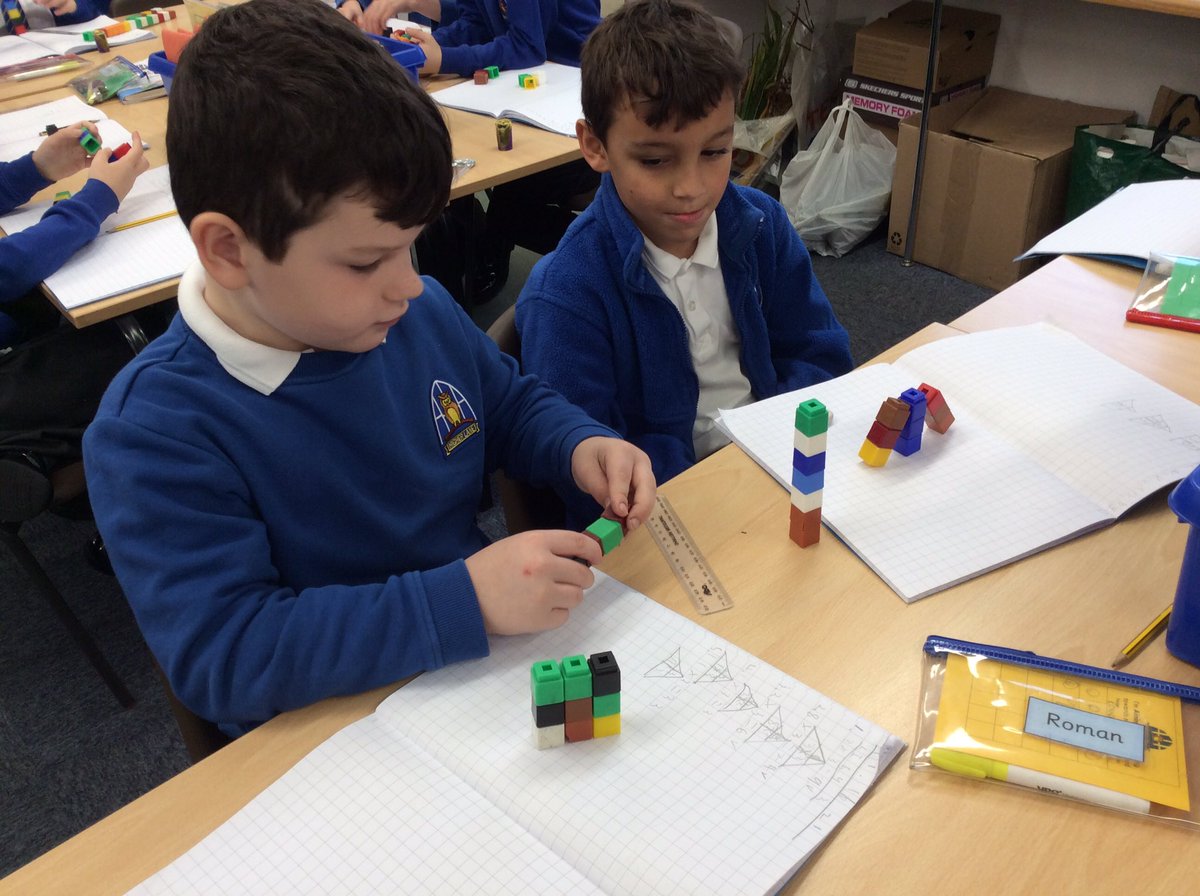 higher_lane's tweet image. 3A are working super hard In maths this morning 🔢 We have been looking at division in the 3 times table using number blocks ➗3️⃣😍 #higherlaney3maths  #timestable