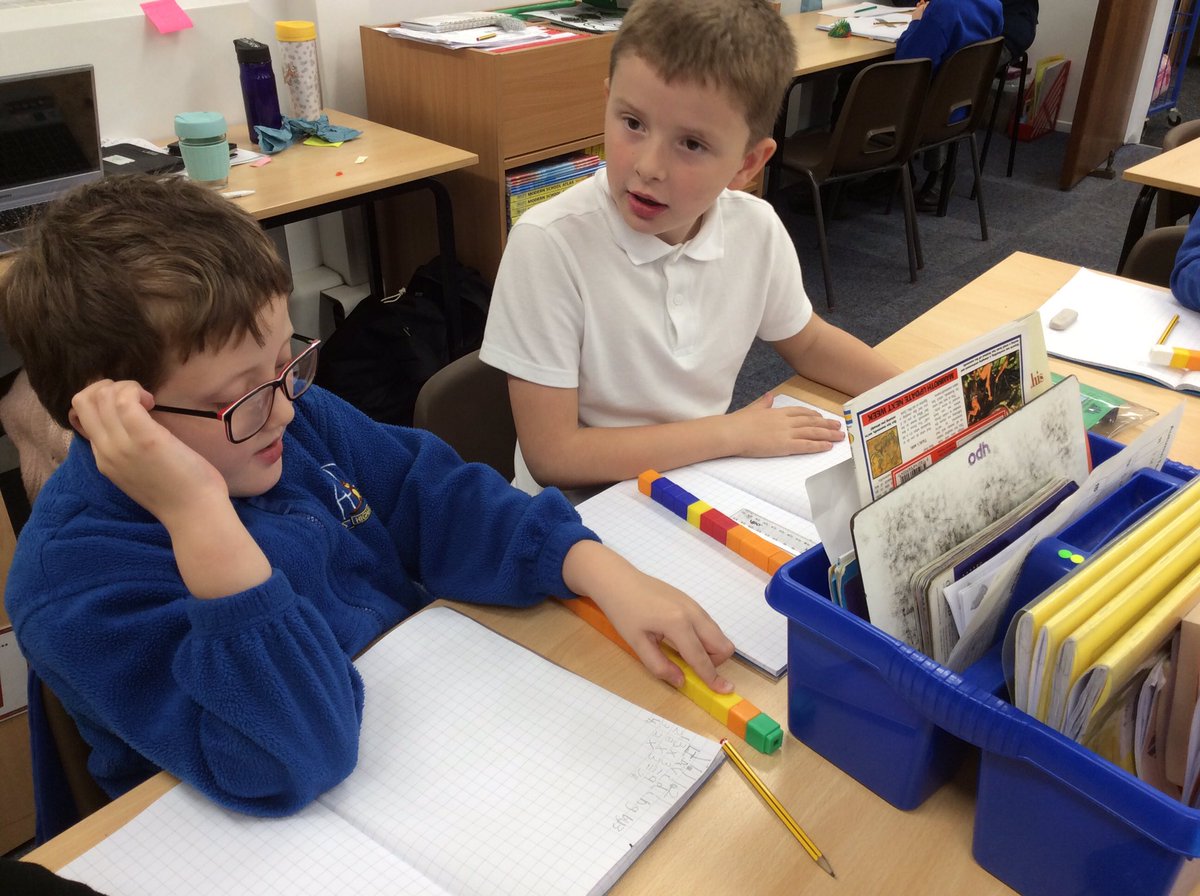 higher_lane's tweet image. 3A are working super hard In maths this morning 🔢 We have been looking at division in the 3 times table using number blocks ➗3️⃣😍 #higherlaney3maths  #timestable