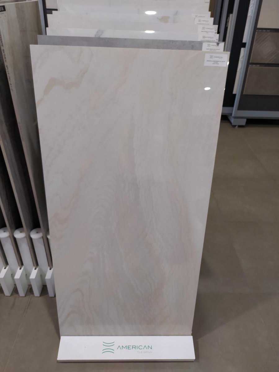 polverojosele's tweet photo. #Porcelánico brillante en gran formato.  Calidad y distinción en su vivienda

👷https://t.co/yrEvr7pv1q

#PolveroJosele #Reformas #Pavimentos #Sanitarios https://t.co/pud1eowpEa