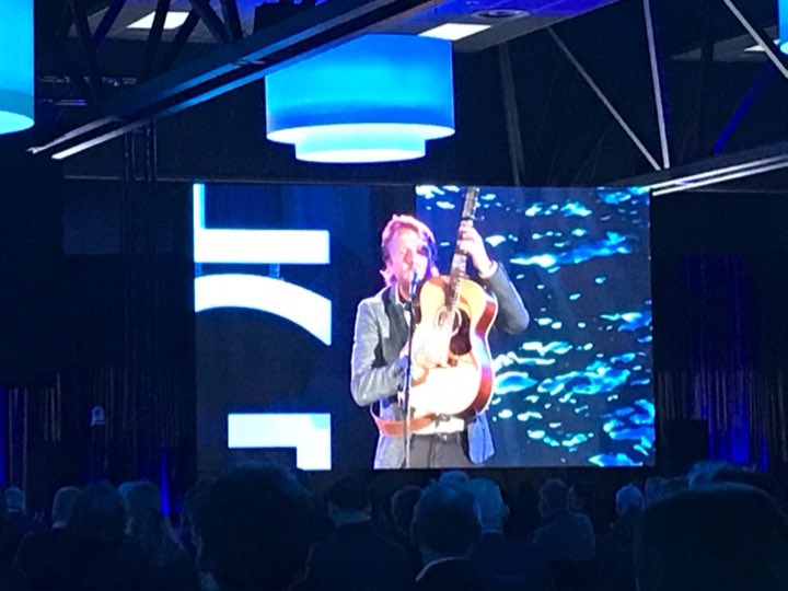 #Deltacongres2021 #kippenvel <a href="/franspollux/">Frans Pollux</a> mooie start van een mooie dag met kennisuitwisseling #werkwatertoedoet